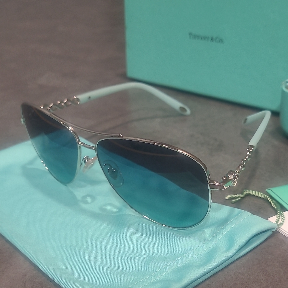 Tiffany & Co. Silver Blue Sunglasses Timeless Elegance